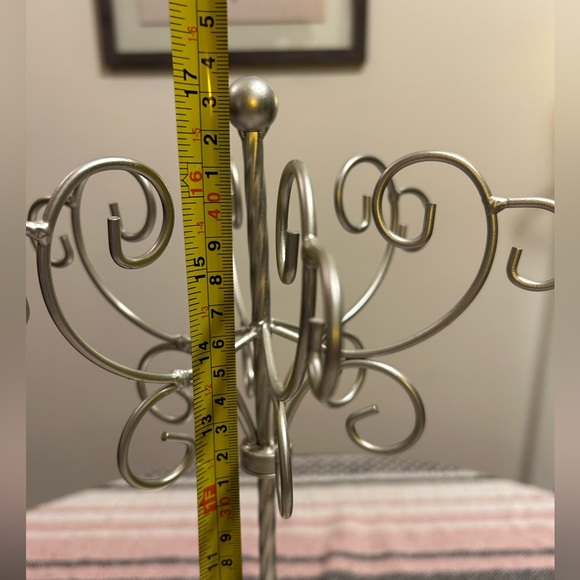 🔥 EUC. jewelry rack (spins) - Picture 7 of 10